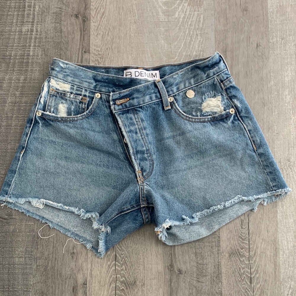 EB Denim Crossover Distressed Jean Shorts size 25